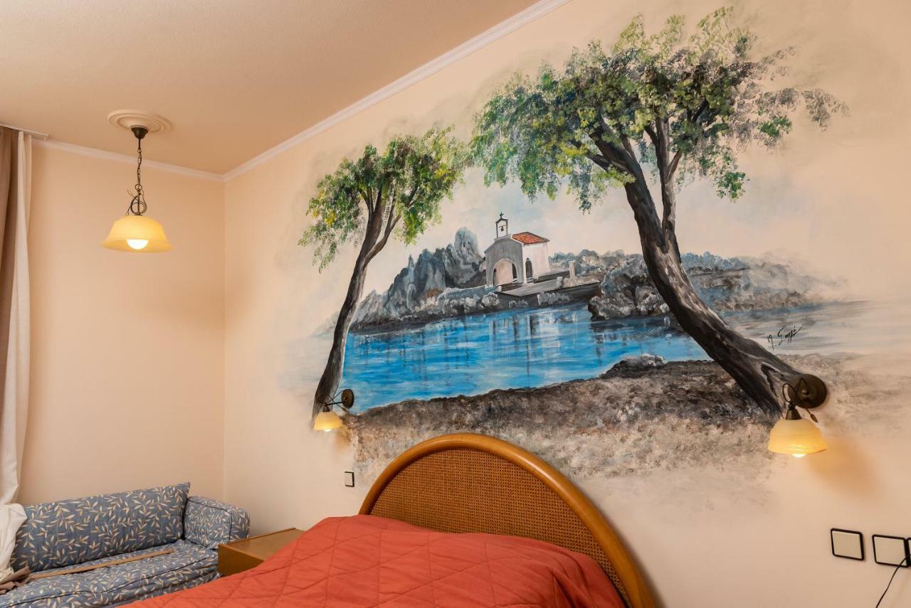 Golden Sand Hotel Карфас Екстериор снимка